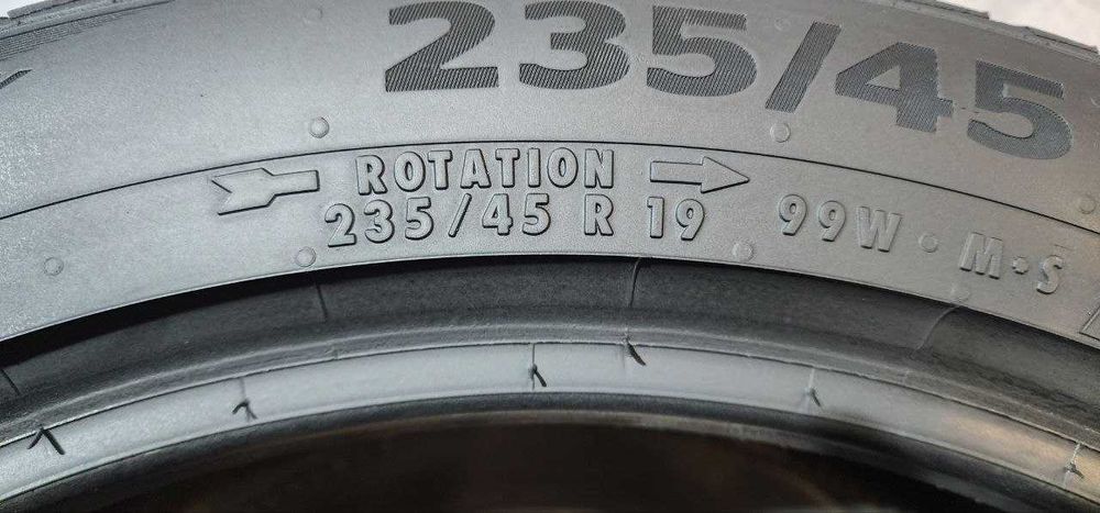Continental — 235/45 R19 — Continental 235/45 R19 Всесезонка 2 шт (Пара) — 6.0