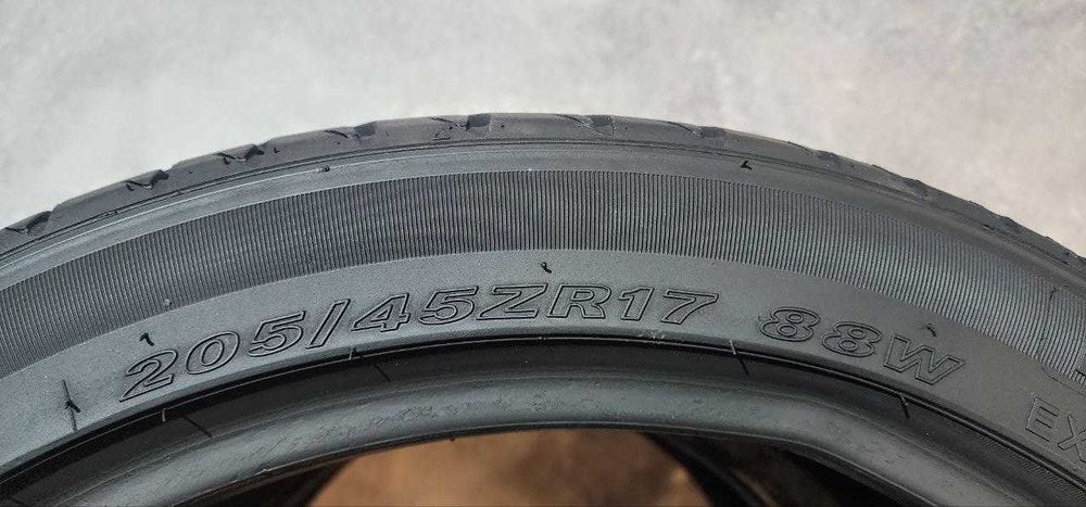 Nexen — 205/45 R17 — Nexen 205/45 R17 2 шт (Пара) — 7.0