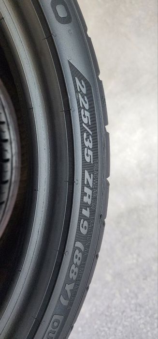 Kumho — 225/35 R19 — Kumho 225/35 R19 2 шт (Пара) — 6.0