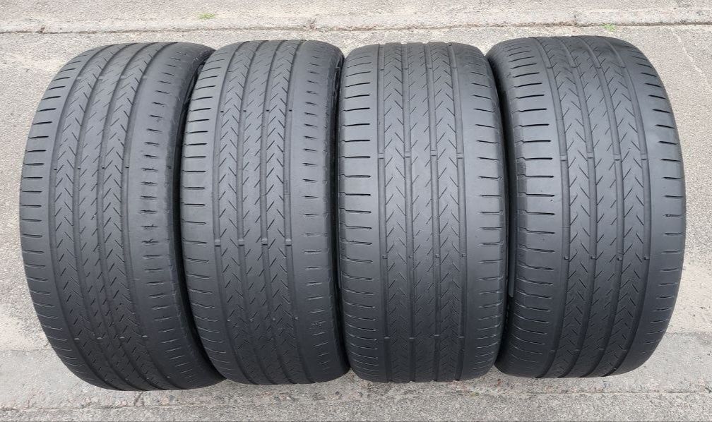 Continental — Continental 285/40 R20 — 285/40 R20