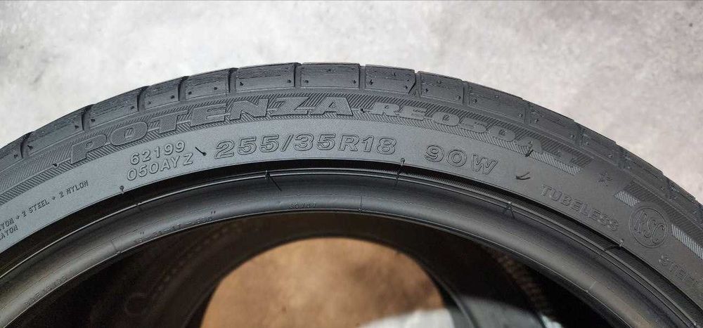 Bridgestone — 255/35 R18 — Bridgestone 255/35 R18 2 шт (Пара) — 6.0