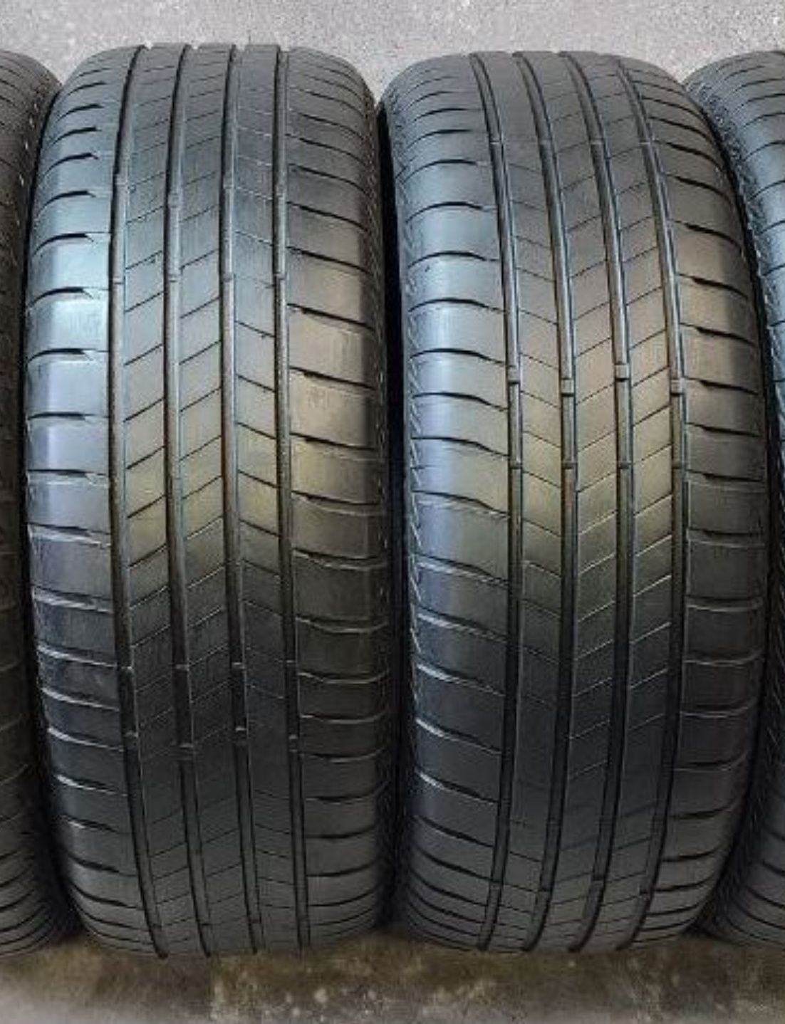 Bridgestone — Bridgestone 215/60 R16 — 215/60 R16