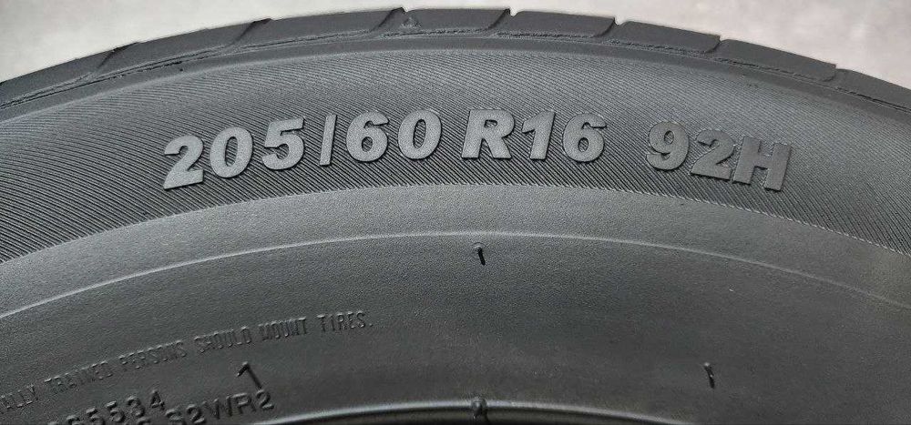 Kumho — 205/60 R16 — Kumho 205/60 R16 2 шт (Пара) — 6.0
