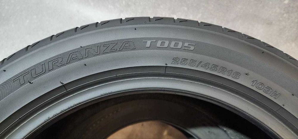 Bridgestone — 255/45 R18 — Bridgestone 255/45 R18 2 шт (Пара) — 6.0