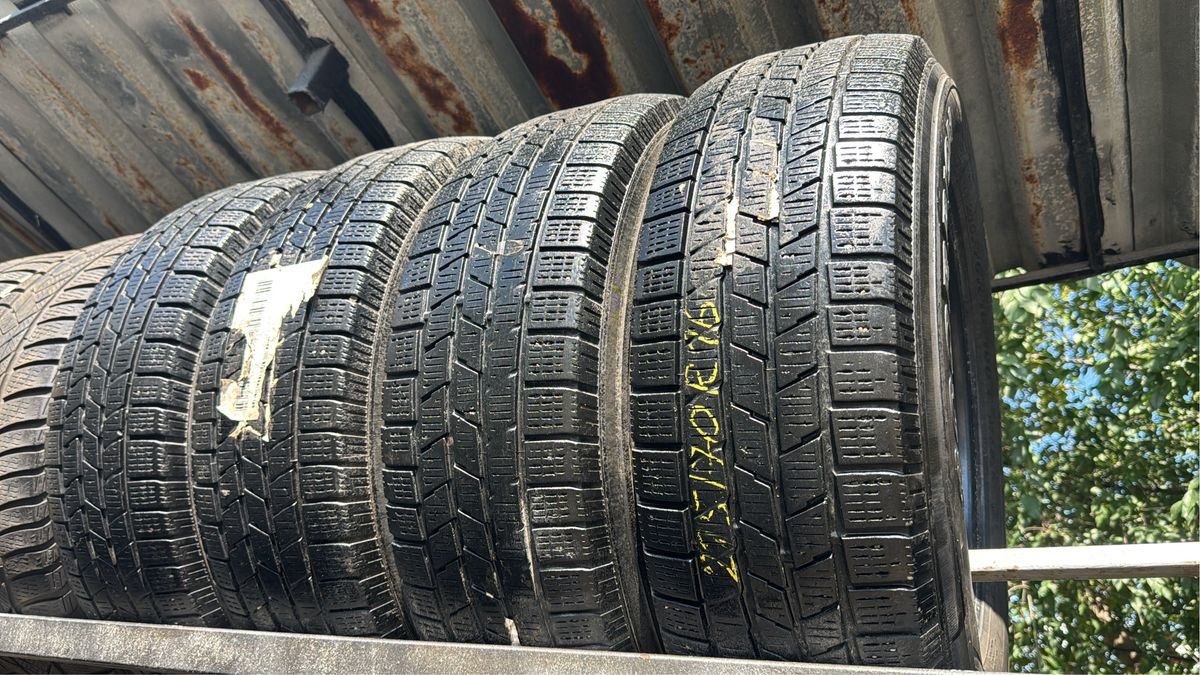 Pirelli — Pirelli 215/70 R16 — 215/70 R16
