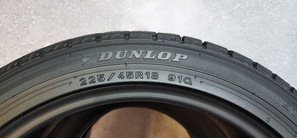 Dunlop — 225/45 R18 — Dunlop 225/45 R18 Зима (липучка) 4 шт (Комплект) — 8.0