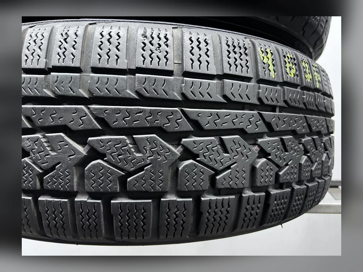 Kumho — 235/60 R18 — Kumho 235/60 R18 Зима (липучка) 2 шт (Пара) — 7.5