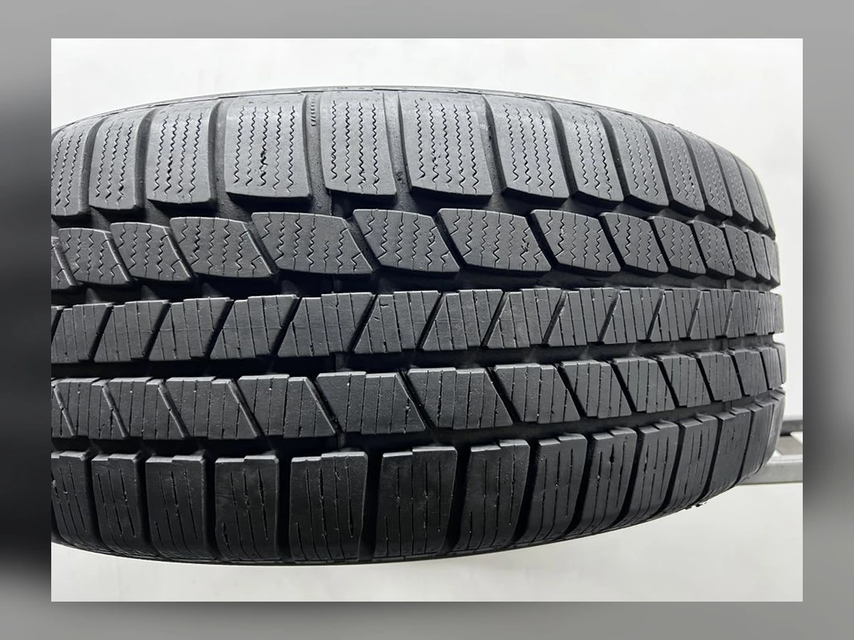 Continental — 235/55 R18 — Continental 235/55 R18 Зима (липучка) 2 шт (Пара) — 7.5