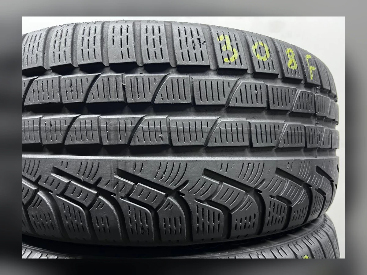 Pirelli — 235/45 R18 — Pirelli 235/45 R18 Зима (липучка) 2 шт (Пара) — 5.5