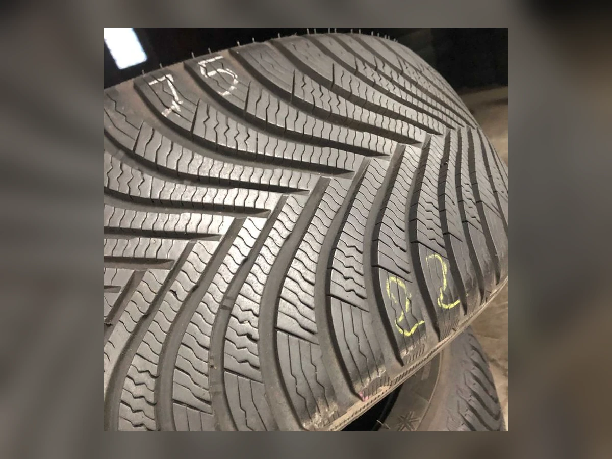 Michelin — 215/55 R17 — Michelin 215/55 R17 Зима (липучка) 4 шт (Комплект) — 5.5