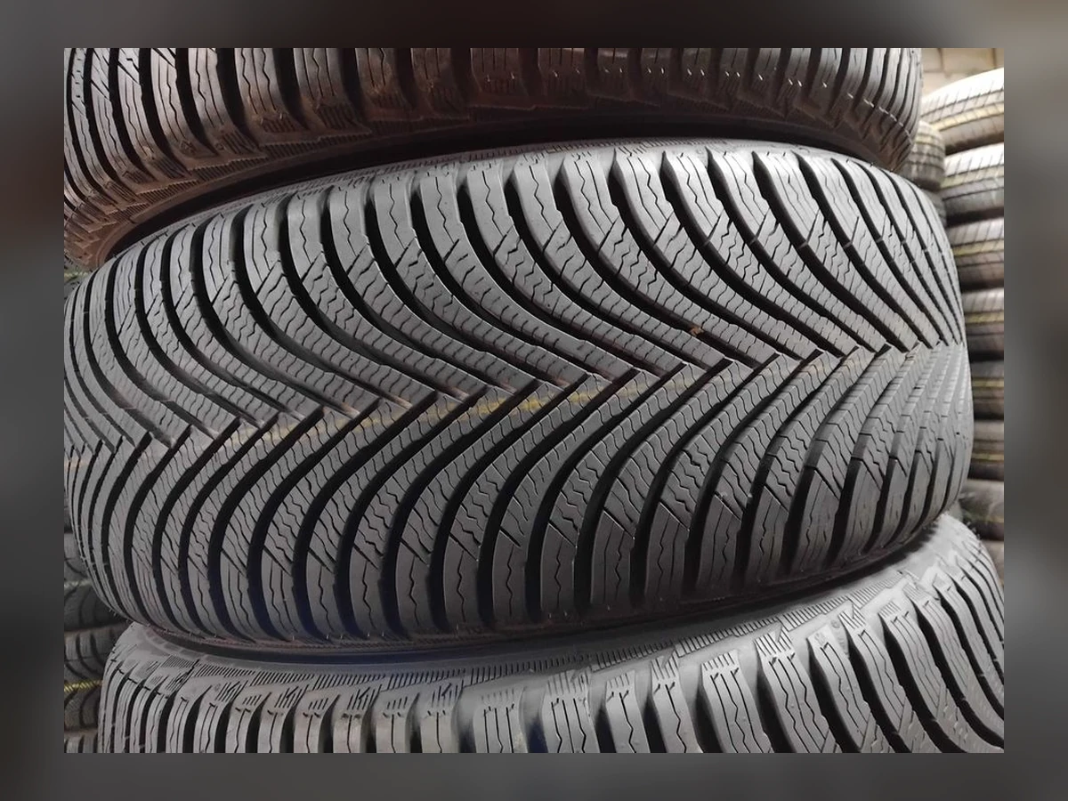 Michelin — 215/55 R17 — Michelin 215/55 R17 Зима (липучка) 4 шт (Комплект) — 5.5