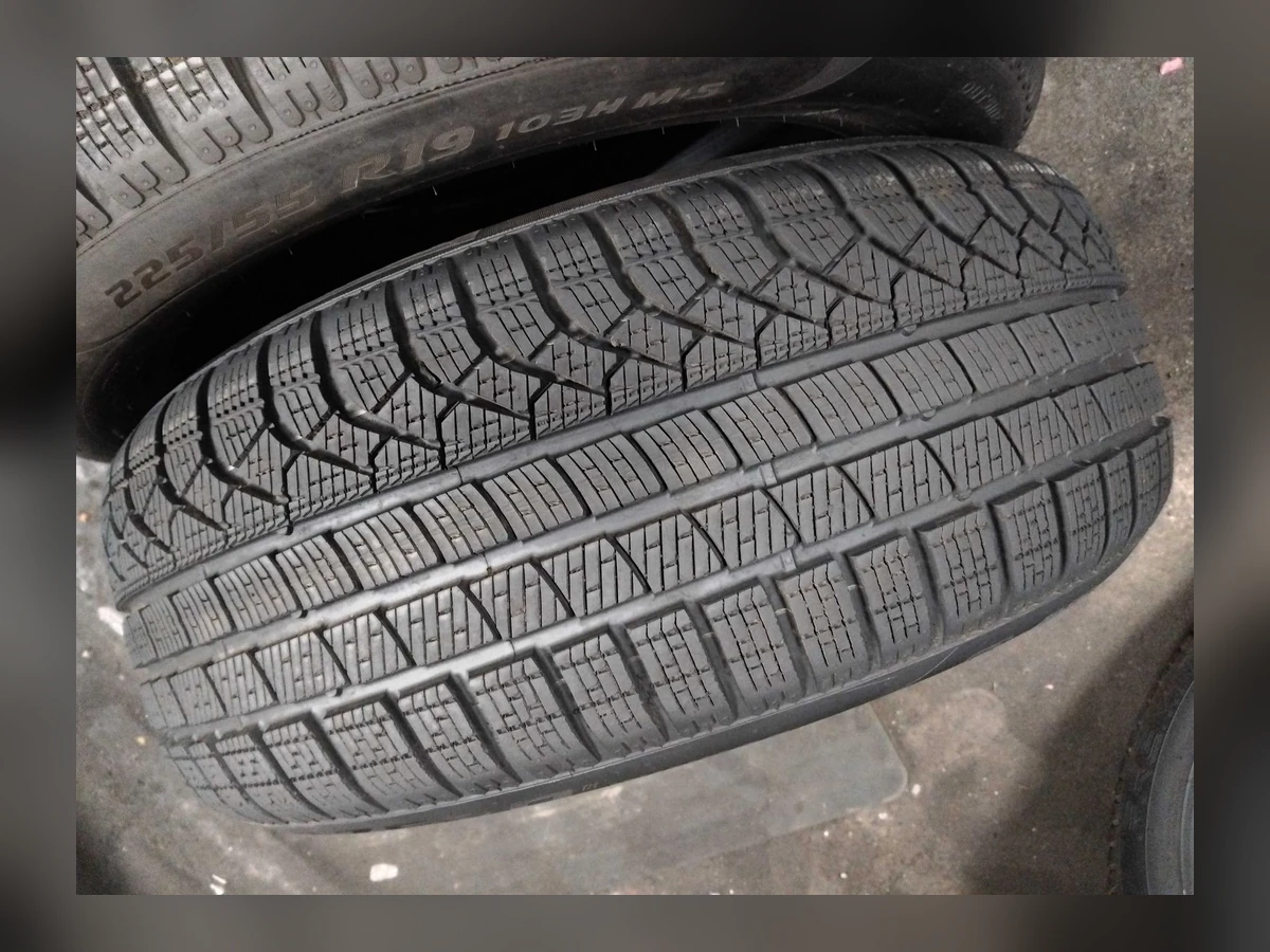 Pirelli — 225/55 R19 — Pirelli 225/55 R19 Зима (липучка) 4 шт (Комплект) — 5.5