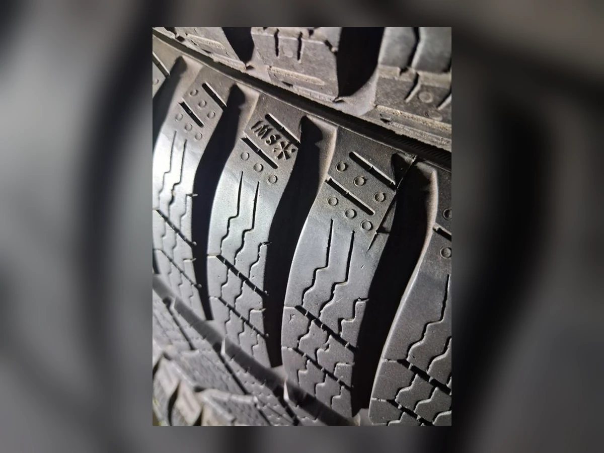 Pirelli — 215/55 R17 — Pirelli 215/55 R17 Зима (липучка) 4 шт (Комплект) — 5.5