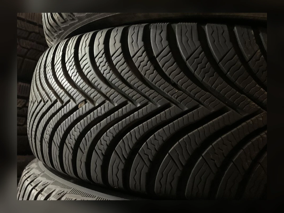 Michelin — 215/55 R17 — Michelin 215/55 R17 Зима (липучка) 4 шт (Комплект) — 3.5