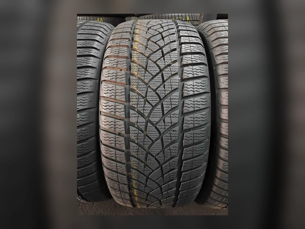 Goodyear — 245/40 R18 — Goodyear 245/40 R18 Зима (липучка) 4 шт (Комплект) — 5.5