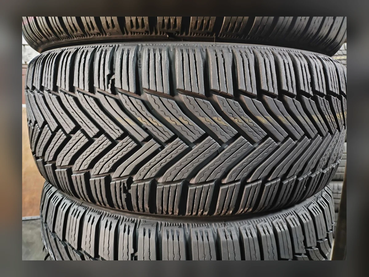 Michelin — Michelin 215/50 R17 — 215/50 R17