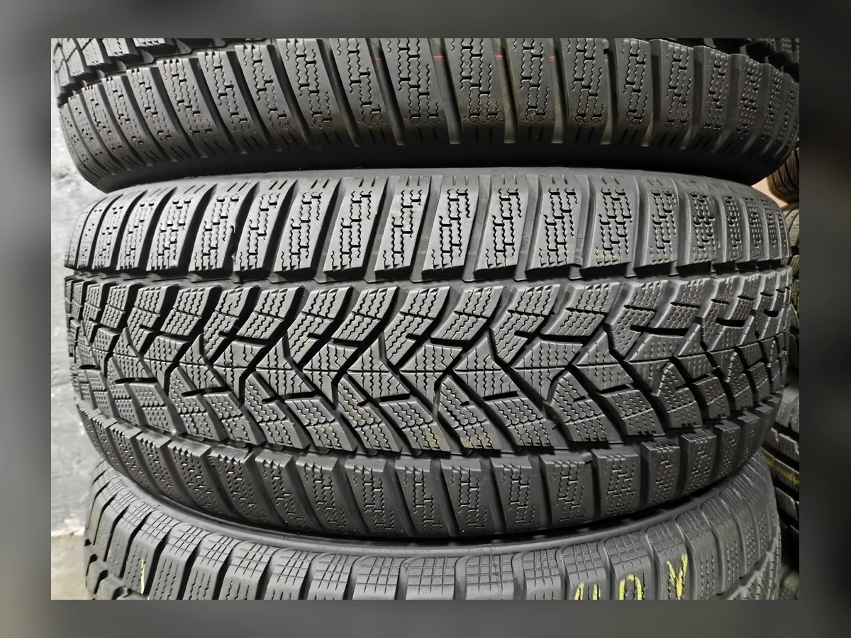 Dunlop — 215/55 R17 — Dunlop 215/55 R17 Зима (липучка) 4 шт (Комплект) — 8.0