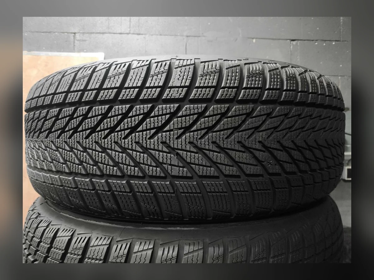Goodyear — 215/55 R17 — Goodyear 215/55 R17 Зима (липучка) 4 шт (Комплект) — 8.0