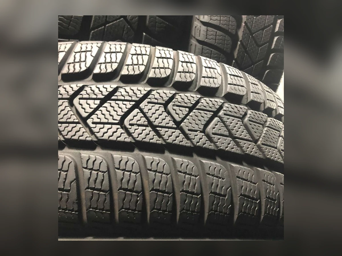 Pirelli — 215/55 R17 — Pirelli 215/55 R17 Зима (липучка) 4 шт (Комплект) — 6.0