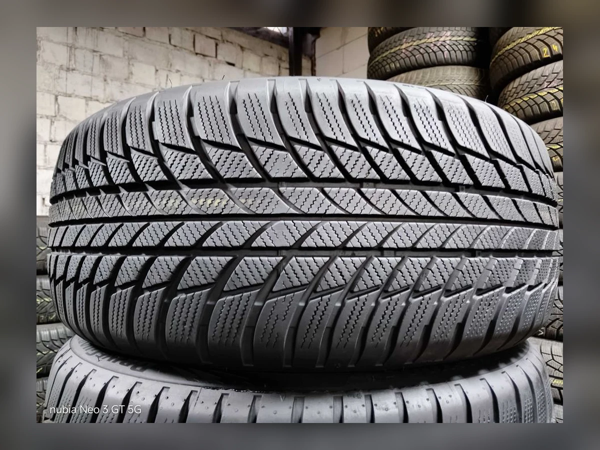 Bridgestone — 225/50 R17 — Bridgestone 225/50 R17 Зима (липучка) 4 шт (Комплект) — 5.5