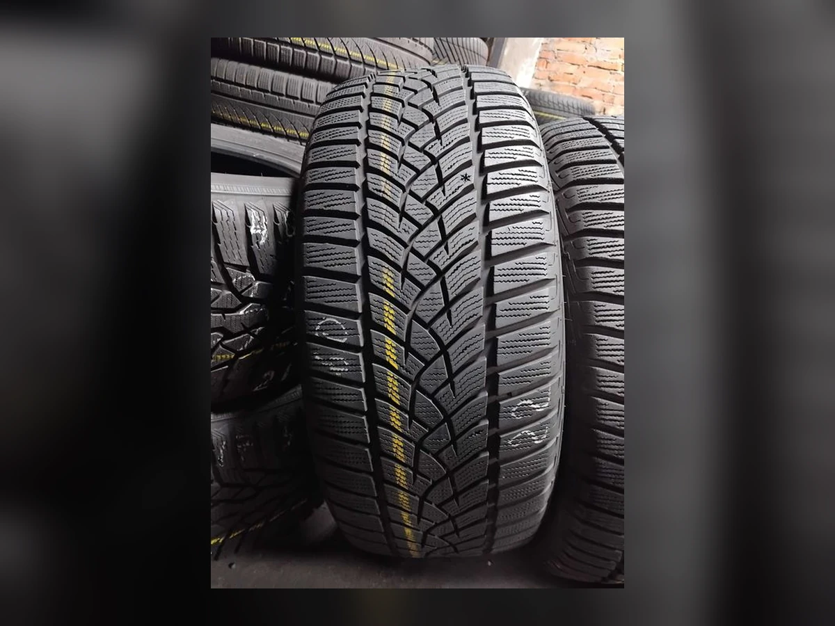 Goodyear — 225/50 R17 — Goodyear 225/50 R17 Зима (липучка) 4 шт (Комплект) — 7.0