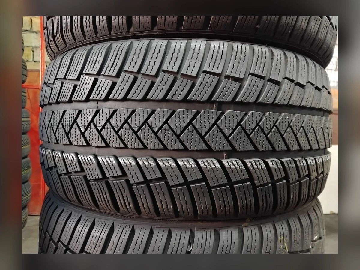 Vredestein — Vredestein 235/40 R18 — 235/40 R18