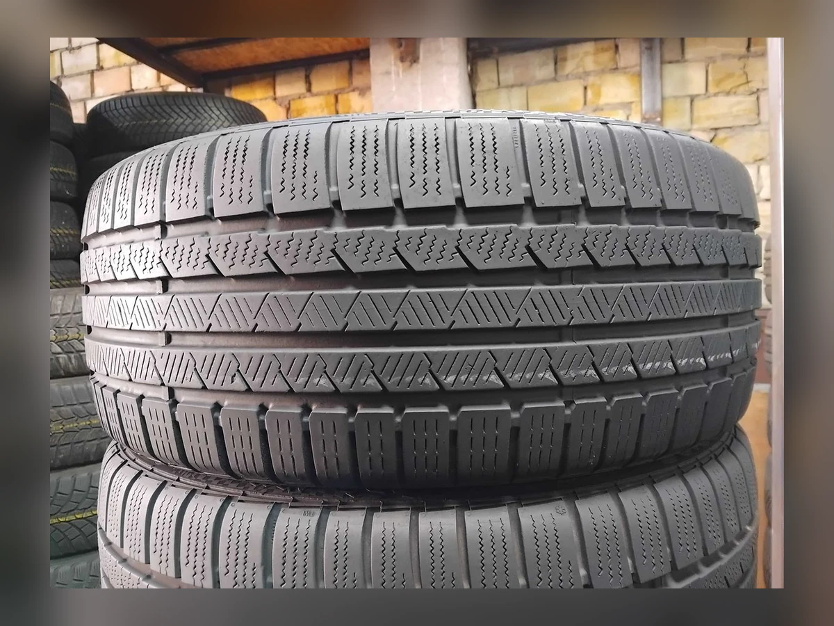 Continental — Continental 235/40 R18 — 235/40 R18
