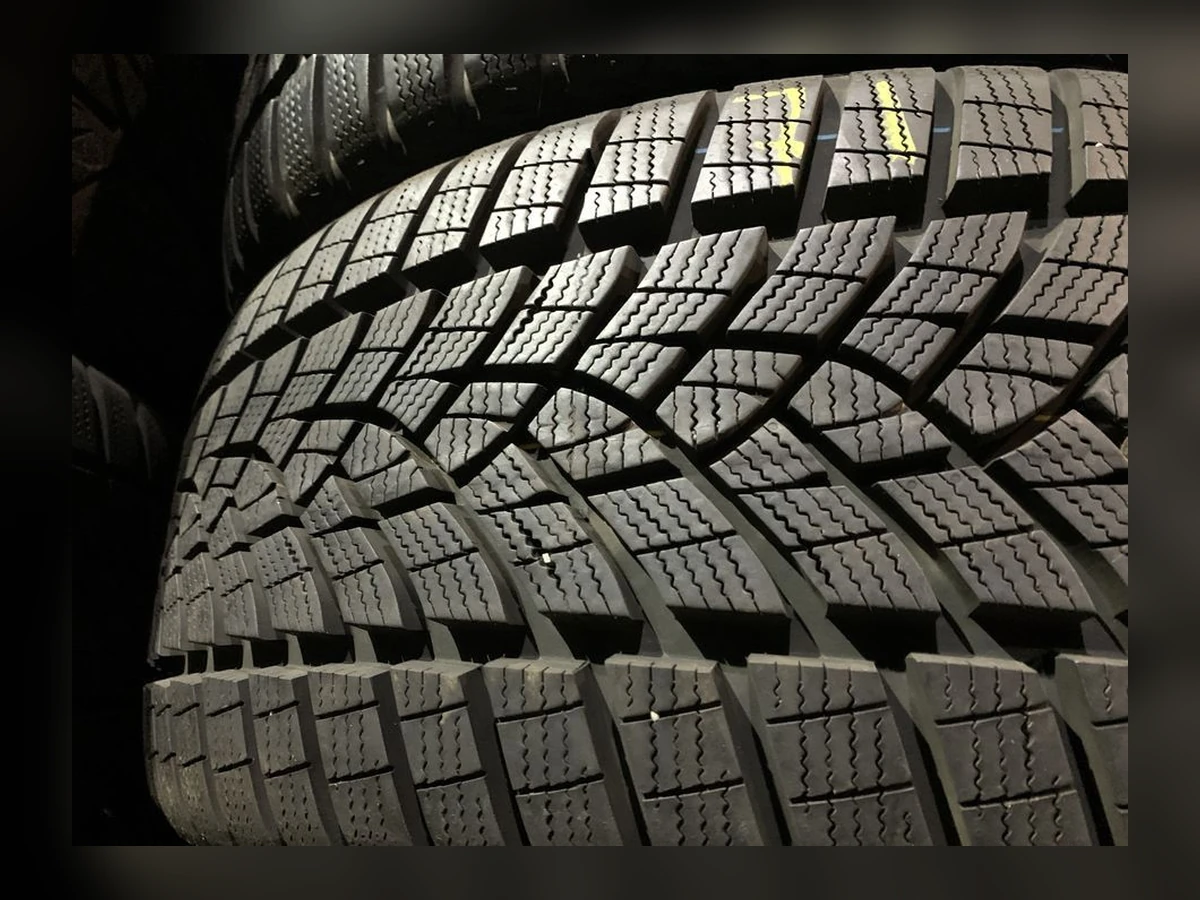 Goodyear — 225/45 R17 — Goodyear 225/45 R17 Зима (липучка) 4 шт (Комплект) — 5.5