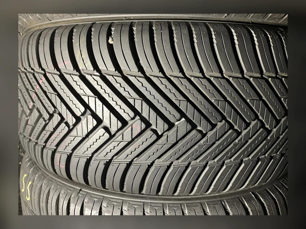 Hankook — 225/45 R17 — Hankook 225/45 R17 Всесезонка 4 шт (Комплект) — 7.0