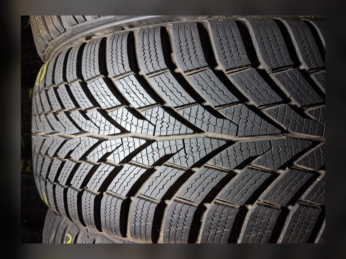 Continental — 225/50 R17 — Continental 225/50 R17 Зима (липучка) 4 шт (Комплект) — 7.0