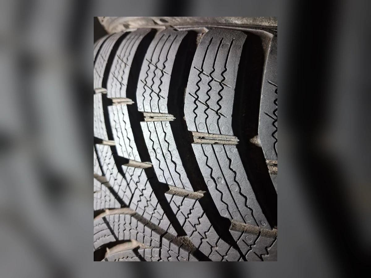 Continental — 225/50 R17 — Continental 225/50 R17 Зима (липучка) 4 шт (Комплект) — 7.0