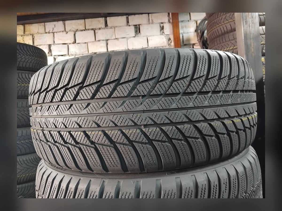 Bridgestone — 225/45 R18 — Bridgestone 225/45 R18 Зима (липучка) 4 шт (Комплект) — 5.5