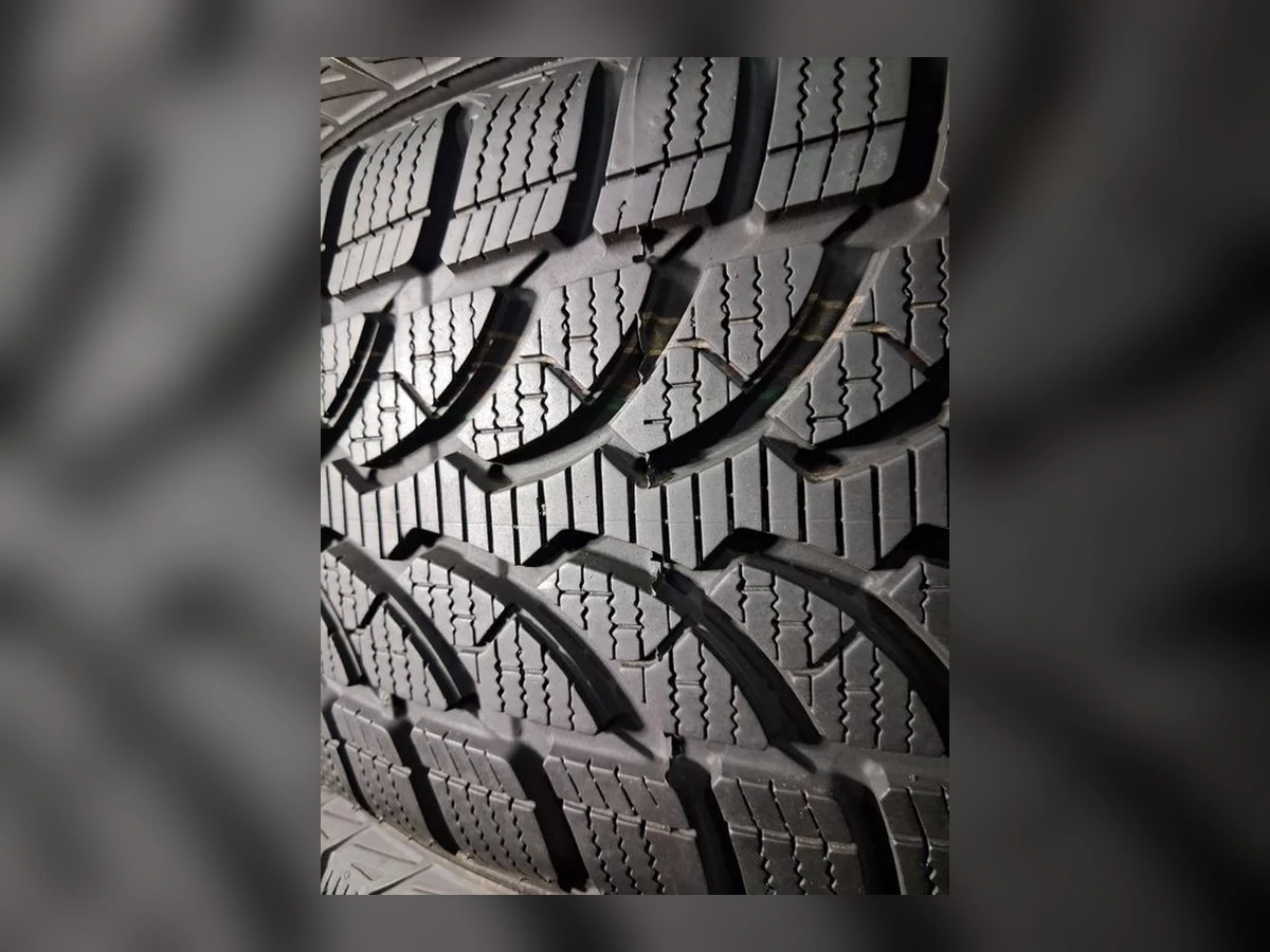 Bridgestone — 205/55 R16 — Bridgestone 205/55 R16 Зима (липучка) 4 шт (Комплект) — 6.0