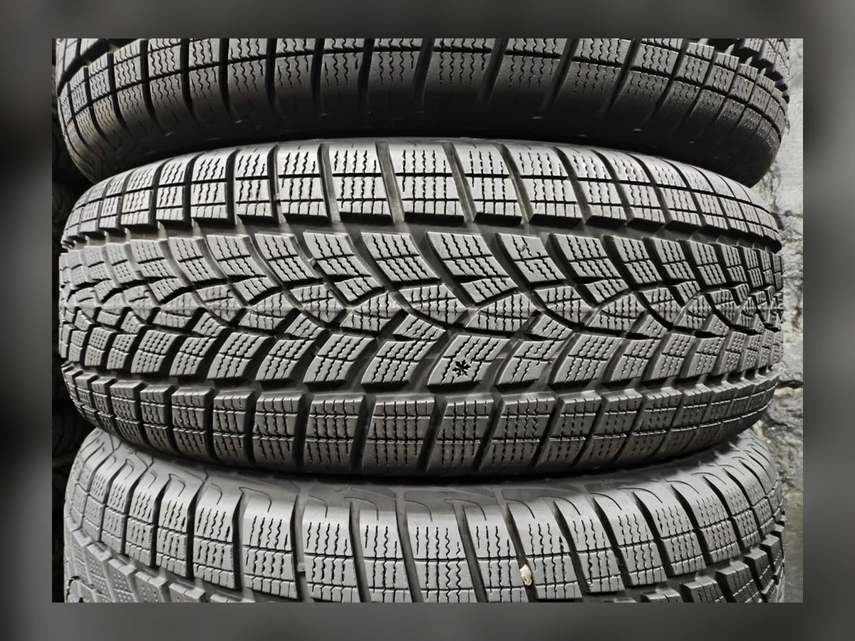 Goodyear — 215/65 R17 — Goodyear 215/65 R17 Зима (липучка) 4 шт (Комплект) — 5.5