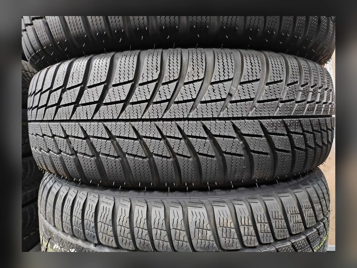 Bridgestone — 215/65 R17 — Bridgestone 215/65 R17 Зима (липучка) 4 шт (Комплект) — 7.5