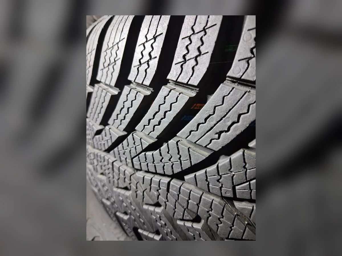 Continental — 205/55 R16 — Continental 205/55 R16 Зима (липучка) 4 шт (Комплект) — 7.0