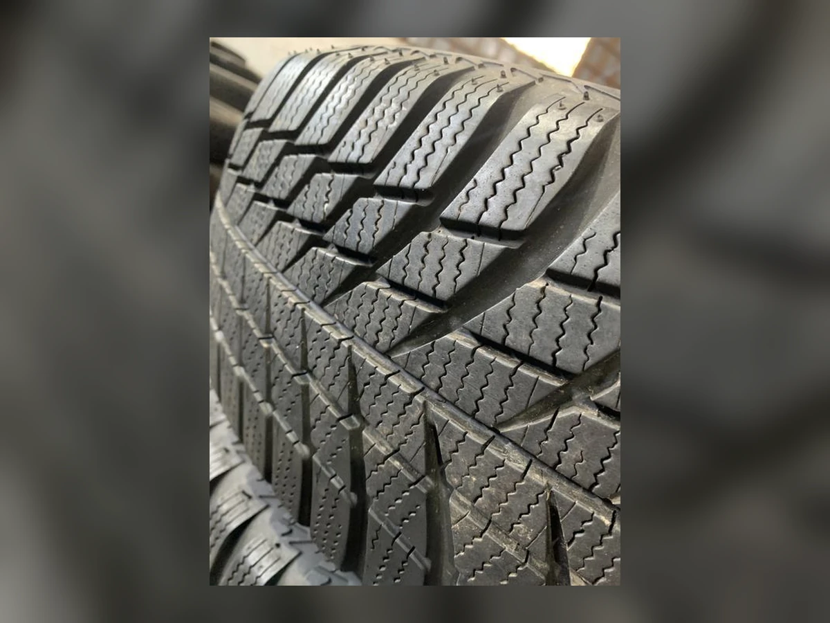 Bridgestone — 205/55 R16 — Bridgestone 205/55 R16 Зима (липучка) 4 шт (Комплект) — 6.5