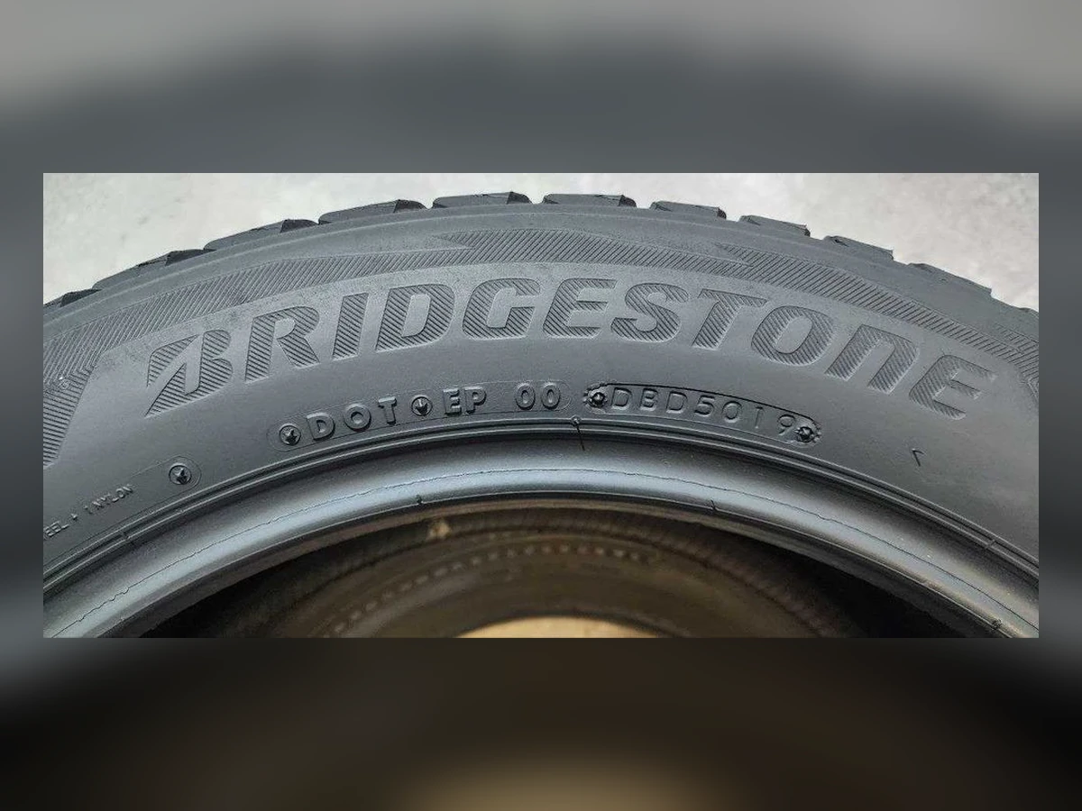Bridgestone — 225/55 R18 — Bridgestone 225/55 R18 Зима (липучка) 4 шт (Комплект) — 6.0
