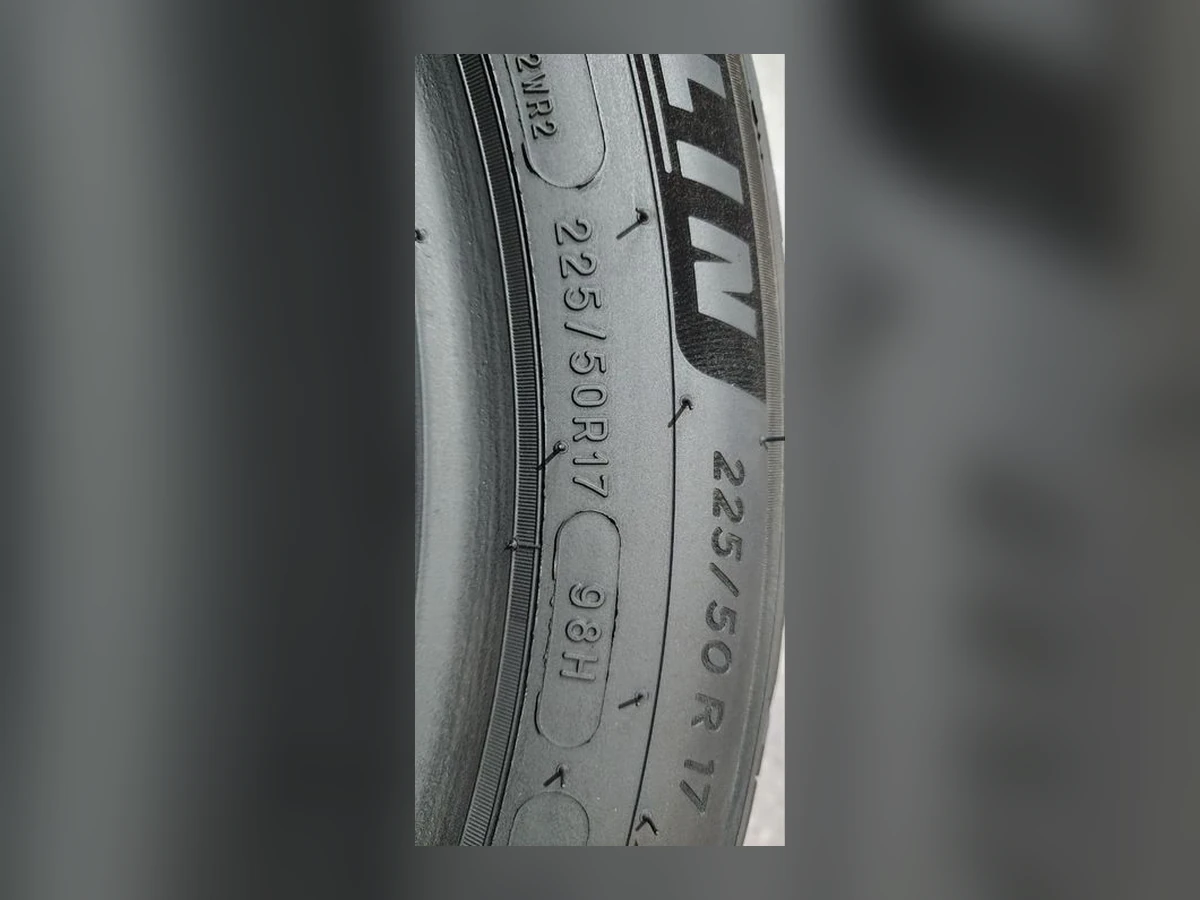 Michelin — 225/50 R17 — Michelin 225/50 R17 Зима (липучка) 2 шт (Пара) — 6.0