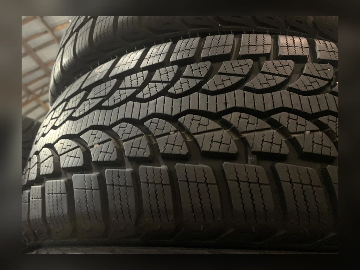 Bridgestone — 205/55 R16 — Bridgestone 205/55 R16 Зима (липучка) 4 шт (Комплект) — 6.0