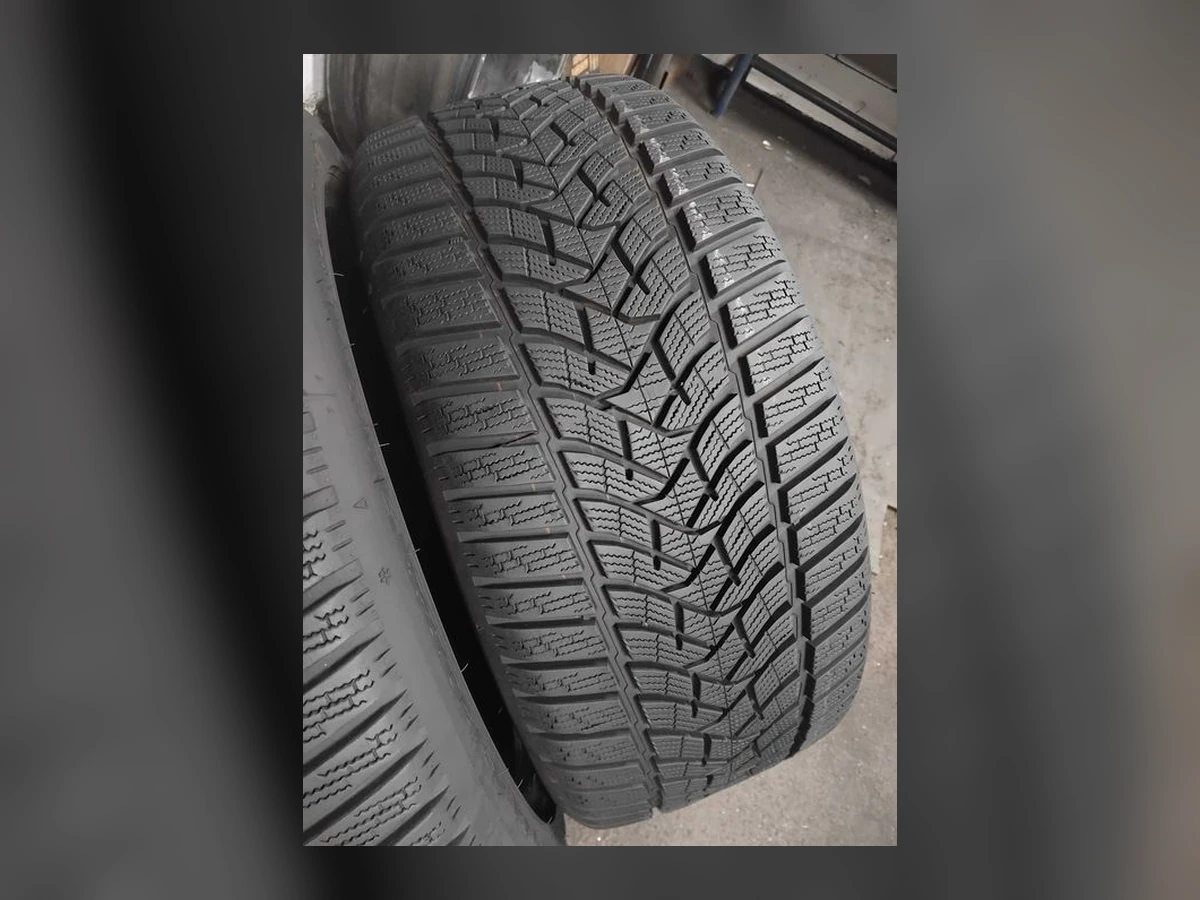 Dunlop — 245/40 R19 — Dunlop 245/40 R19 Зима (липучка) 2 шт (Пара) — 5.5