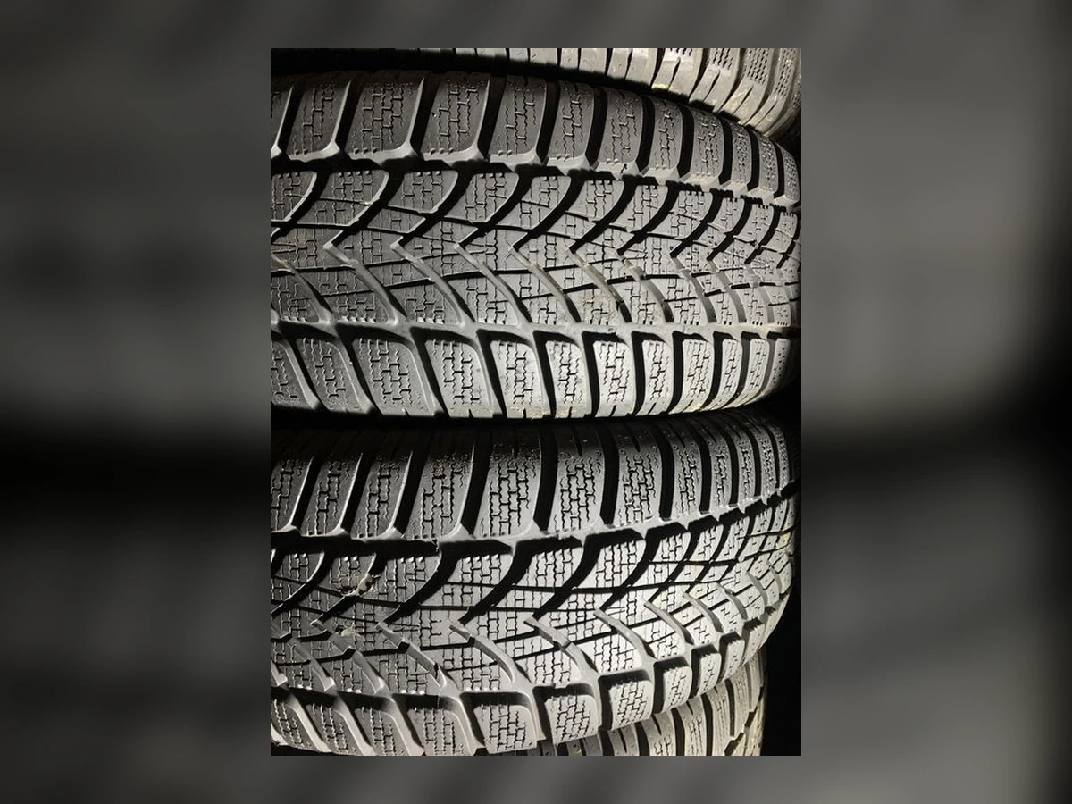 Dunlop — 205/55 R16 — Dunlop 205/55 R16 Зима (липучка) 4 шт (Комплект) — 6.0