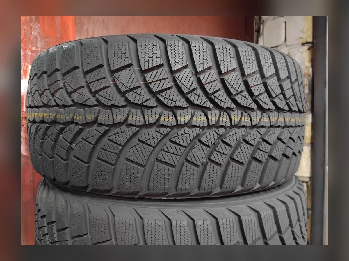 Kumho — 245/40 R18 — Kumho 245/40 R18 Зима (липучка) 2 шт (Пара) — 5.5