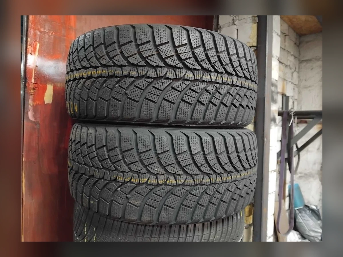 Kumho — 245/40 R18 — Kumho 245/40 R18 Зима (липучка) 2 шт (Пара) — 5.5