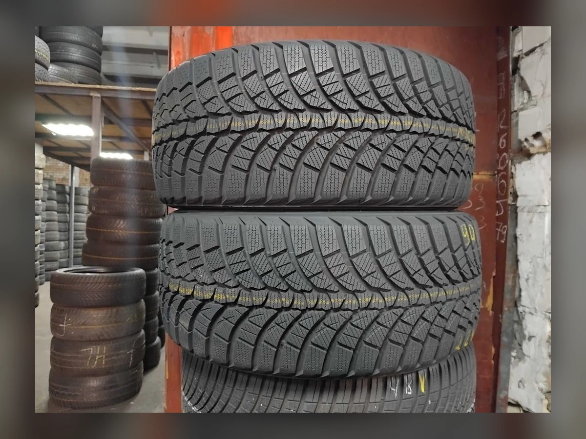 Kumho — 245/40 R18 — Kumho 245/40 R18 Зима (липучка) 2 шт (Пара) — 5.5
