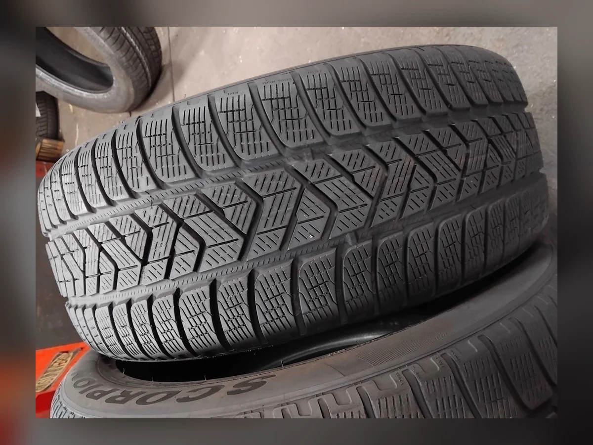 Pirelli — 235/50 R19 — Pirelli 235/50 R19 Зима (липучка) 4 шт (Комплект) — 5.5