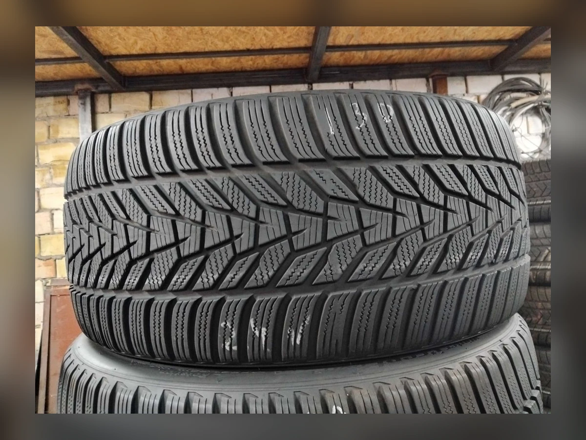 Hankook — Hankook 255/35 R21 — 255/35 R21