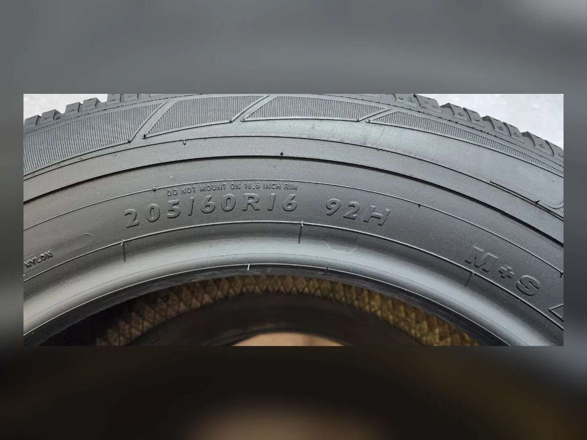 Dunlop — 205/60 R16 — Dunlop 205/60 R16 Зима (липучка) 4 шт (Комплект) — 6.0