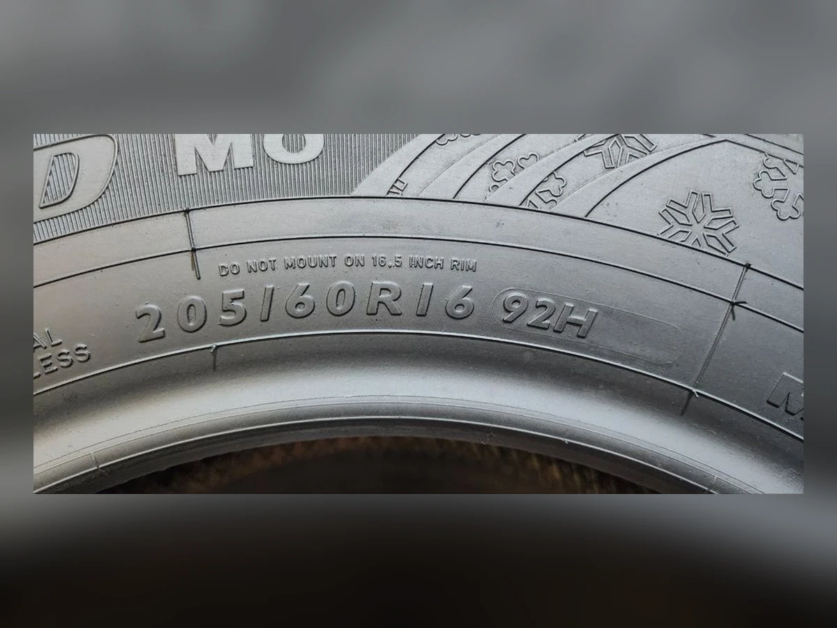 Dunlop — 205/60 R16 — Dunlop 205/60 R16 Зима (липучка) 2 шт (Пара) — 6.0