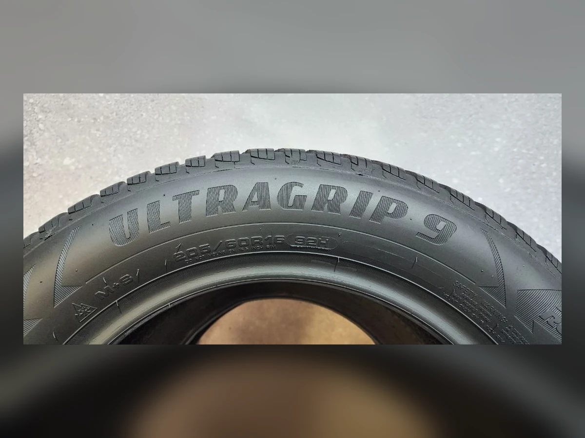 Goodyear — 205/60 R16 — Goodyear 205/60 R16 Зима (липучка) 4 шт (Комплект) — 6.0